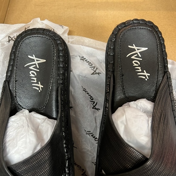 Avanti sandals - Picture 3 of 6